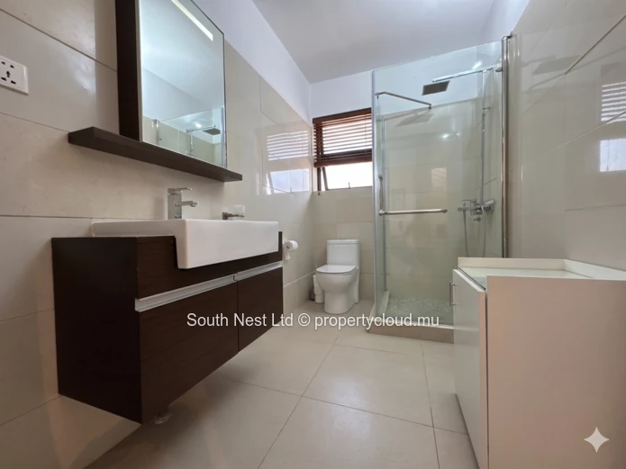 Exceptionnel penthouse en duplex de 4 chambres à La Preneuse – Côte Ouest de l'île Maurice