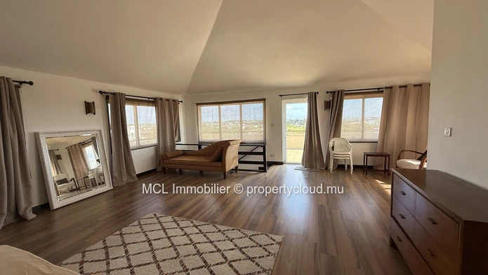 Penthouse de 3 chambres à Chemin 20 pieds
