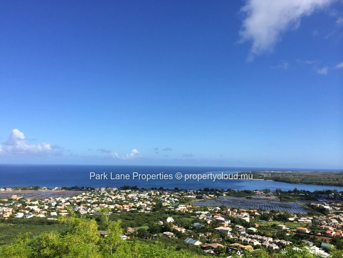 95 perches residential land with stunning views