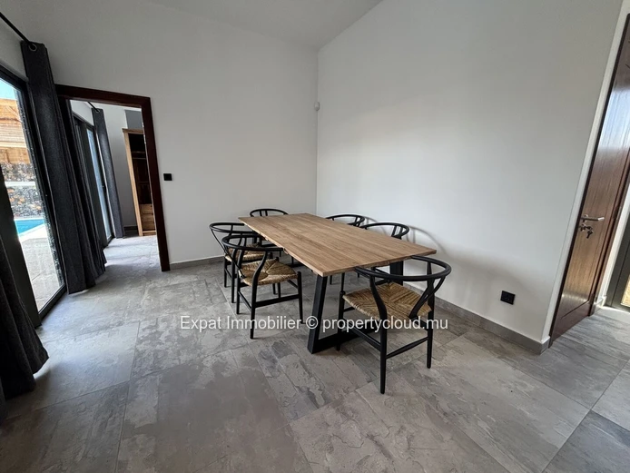 Contemporary 3-Bedroom Villa With Swimming Pool And Summer Kitchen – Grand Baie