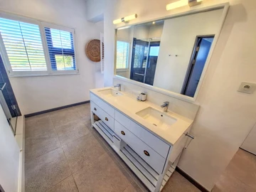 Appartement de 4 Chambres