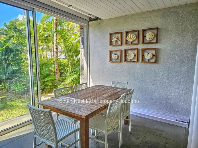 Rare Appartement Bord de Mer à Grand Baie | Accès Direct à la Plage