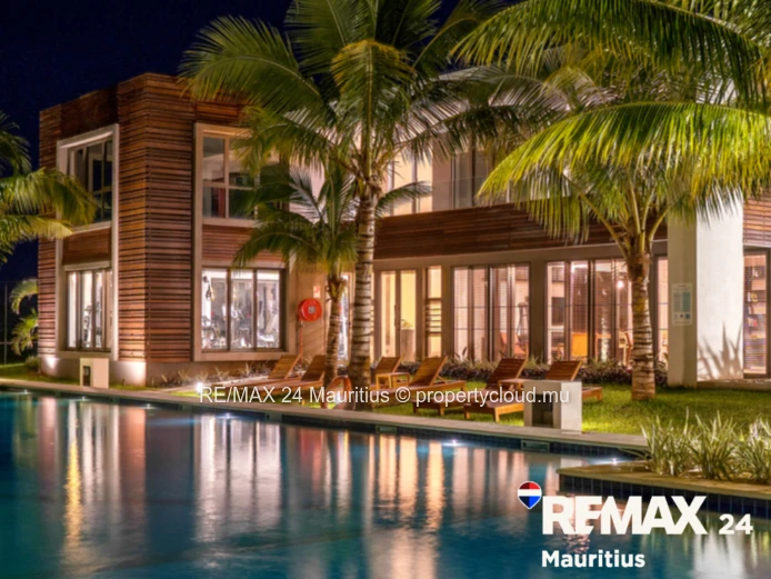 Prime Residential Plot in Balaclava Royal Park | 499.37 m²