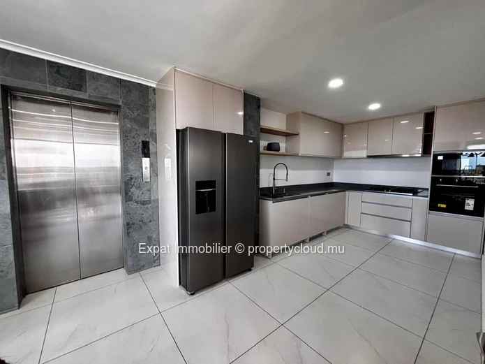 Penthouse D'exception 3 Chambres En Suite Avec Rooftop Et Piscine Privative – Vue Mer & Coin De Mire