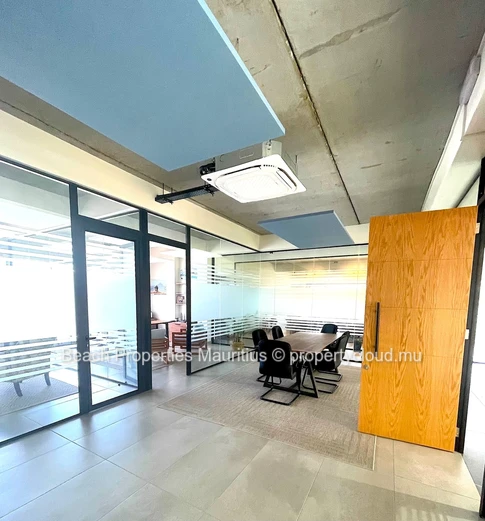 Find Your Perfect Office Haven in the Vibrant Hub of Tamarin, Black River