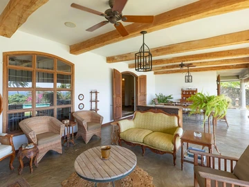 4 Bedroom Villa