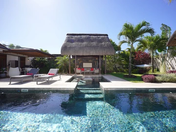 4 Bedroom Villa