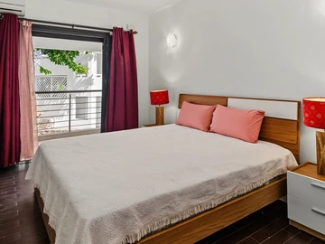4 Bedroom Townhouse, Duplex