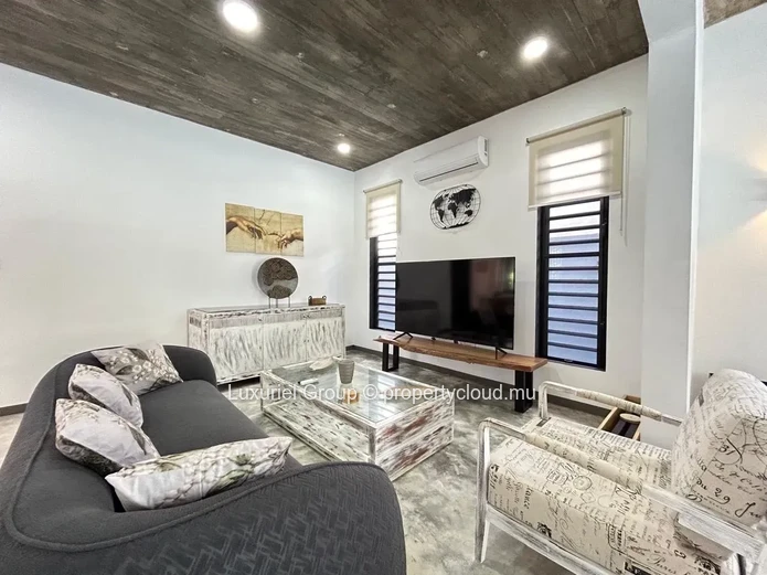 New Villa with Pool in Calodyne
