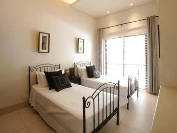 Townhouse, Duplex de 3 Chambres