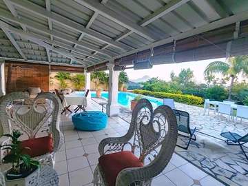 5 Bedroom Villa