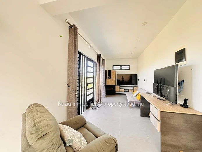 An Intimate Villa Just A Few Steps From The Beach