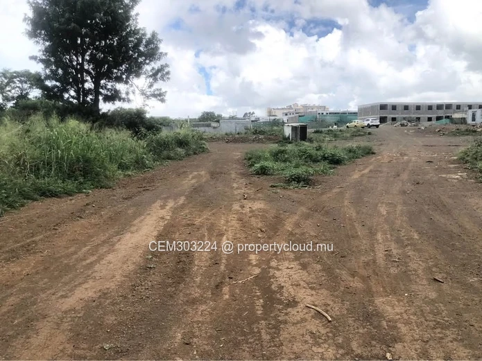 58 Perches Land for Sale in Palma, Quatre-Bornes