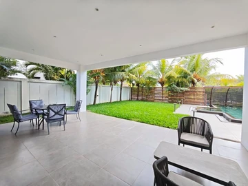 4 Bedroom Villa