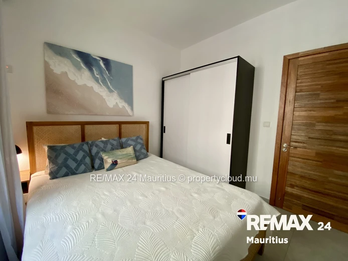 New Ground Floor Apartment Short Walk from the Beach