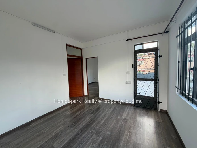 3-Bedroom Apartment for Rent – Rose Hill