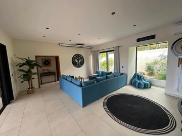 4 Bedroom Villa