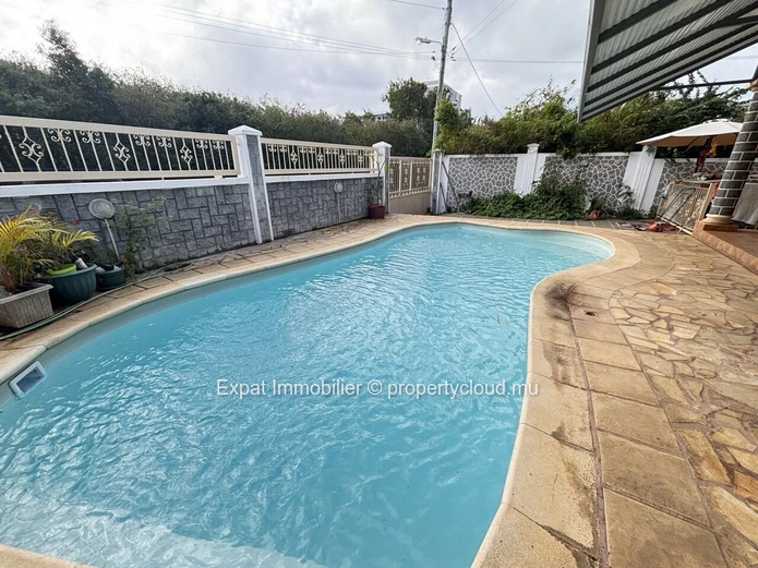 Appartement 2 Chambres Avec Piscine À Proximité Du Golf De Mont Choisy