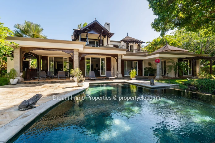 Villa meublée de 3 chambres au cœur de la nature dans le domaine golfique Heritage Villas Valriche à Bel Ombre – Ile ...
