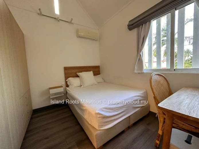 Duplex de 3 chambres à Bain Boeuf, non loin de la plage publique.