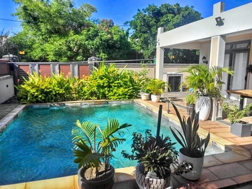 Charming Villa Montchoisy