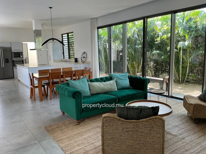 FOR RENT, Luxury 3-bedroom villa in Bois Chandelle, Grand Baie, Mauritius