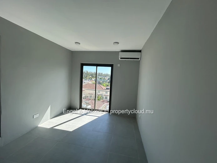 Exclusive 3-Bedroom Loft with Mountain Views and Private Plunge Pool – Flic en Flac