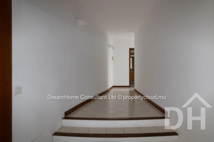 DISPONIBLE À PARTIR DE NOVEMBRE - Maison familiale à louer – Une perle rare avec un grand jardin