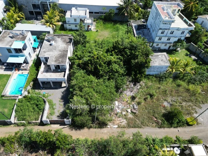 Terrain résidentiel de 600 m² à deux pas de la plage 
