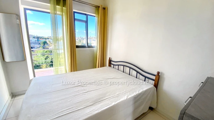  Appartement Moderne de Deux Chambres à Flic en Flac avec Prestations Haut de Gamme