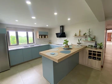 4 Bedroom Villa