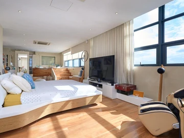 6 Bedroom Penthouse