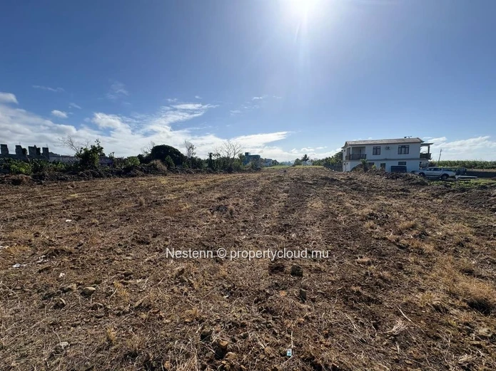 Large Residential Plot in a Peaceful Setting – Le Bouchon / Trois Boutiques