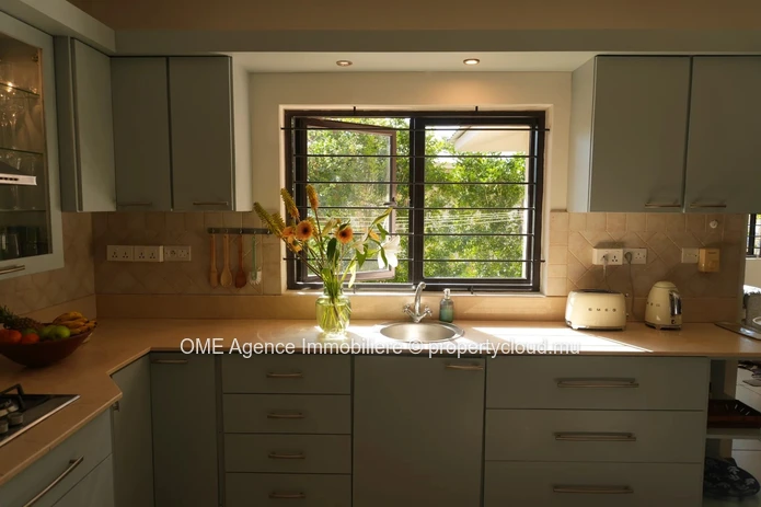 4-Bedroom Home with Panoramic Ocean Views