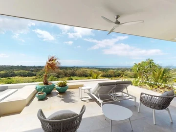 5 Bedroom Villa