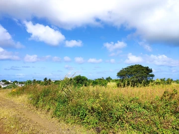 Ideally placed 2,322 m² / 55 perches agricultural land.