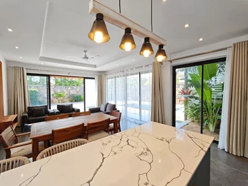 4 Bedroom Villa