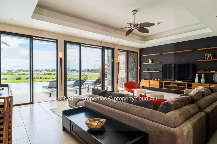 Villa 6 chambres d’exception avec vue panoramique sur le golf et le lagon