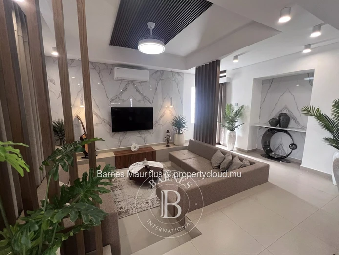 BELLE MARE -Lake View - 4 bedrooms