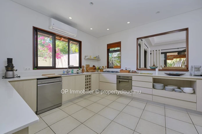 Villa IRS 4 chambres avec piscine privée à vendre à Tamarin