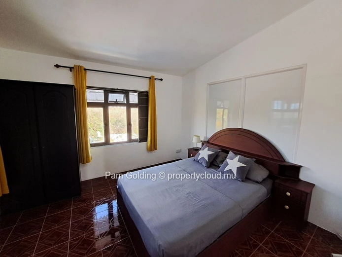 Trou aux Biches - Maison à vendre - Pam Golding Mauritius
