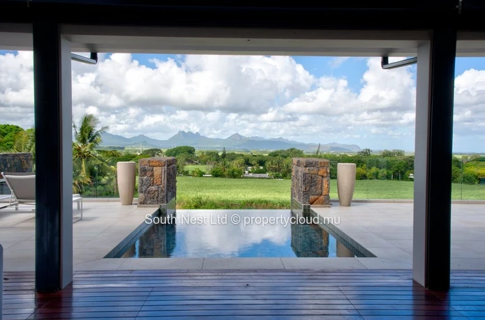 Penthouse élégant entièrement meublé avec piscine privée et vues panoramiques – Nord de l'île Maurice