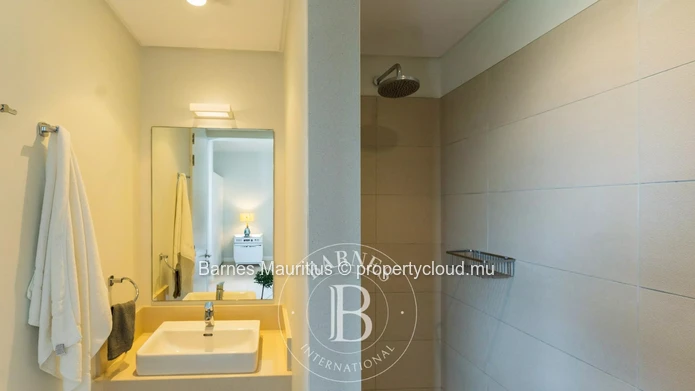 GRAND BAIE - Ultra-Luxury Penthouse - 3 Bedrooms