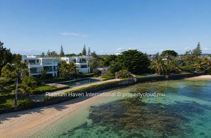 A Trophy Beachfront Penthouse In Péreybère ?