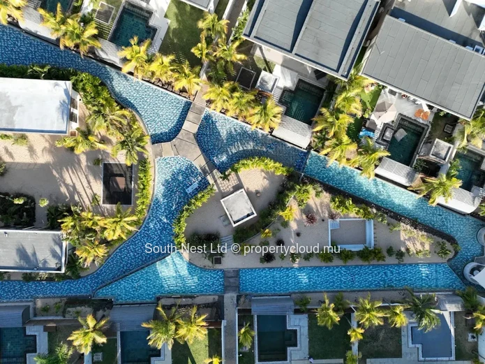 Elegant 4-Bedroom Villa with Private Pool & Resort-Style Amenities - Grand Baie