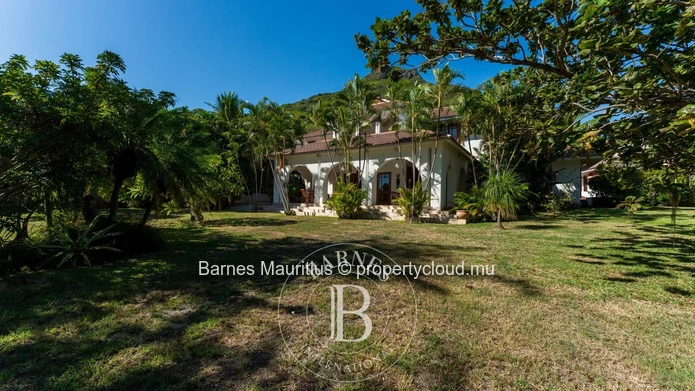 TAMARIN - Villa d’architecte - 5 chambres
