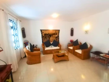7 Bedroom House