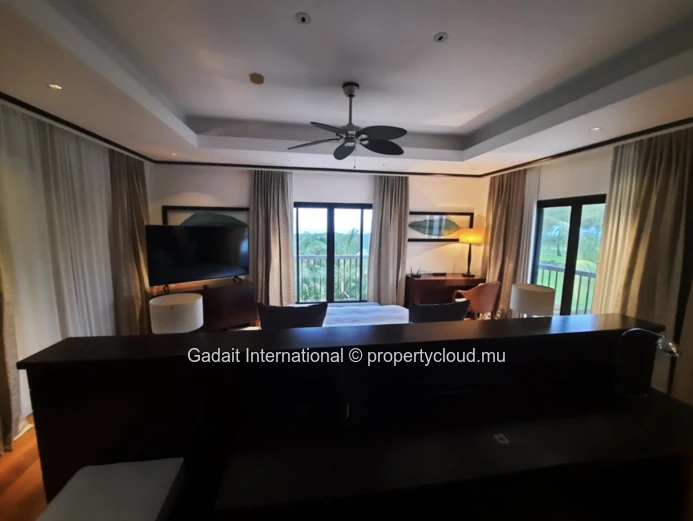 Villa de Luxe avec Vue sur le Golf à Louer à Anahita Beau Champ – 15 000 EUR / mois