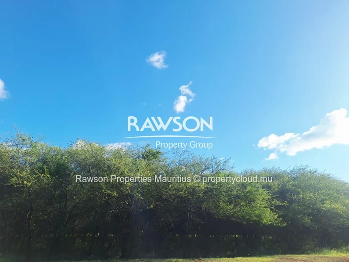For Sale – Prime Residential Land in Domaine de Palmyre, Black River