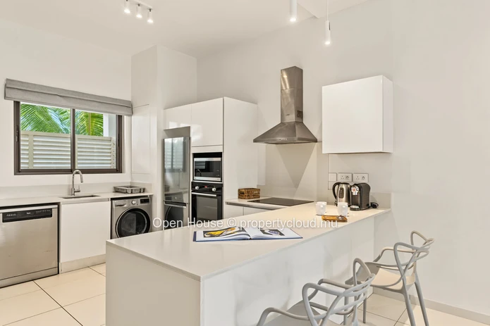 Appartement de 2 chambres en suite avec piscine à vendre à Péreybère